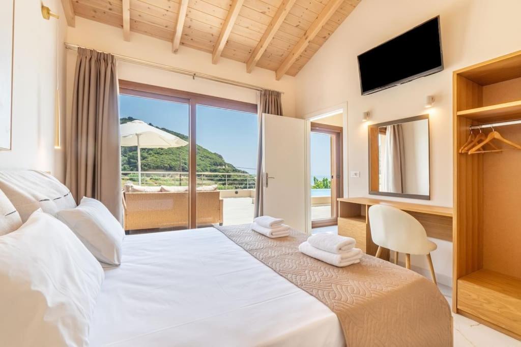 Villa Vasillis-Heated Swimming Pool With Infinity View Vitaládes Dış mekan fotoğraf